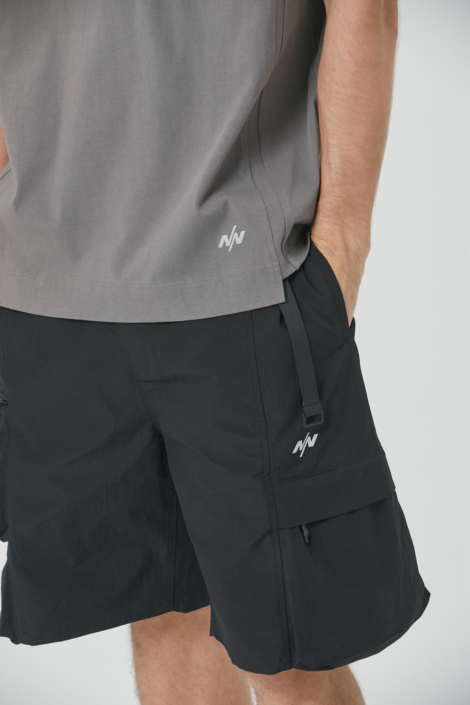 [現貨] NINE POINT NINE EXPERT SHORTS (BLACK)