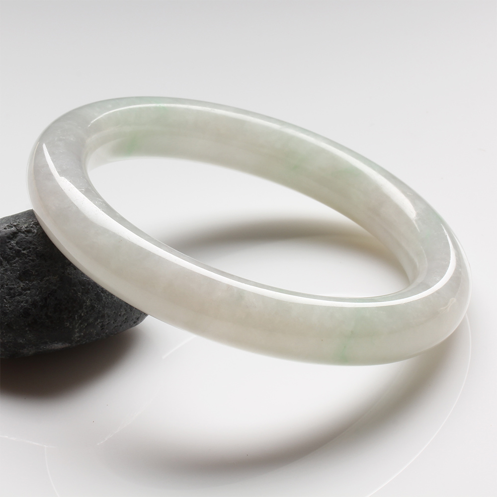 【雅紅珠寶】天然冰糯種翡翠圓骨手鐲-#18-似水柔情-B0102