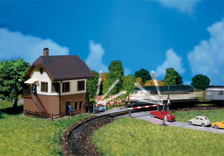 Faller 222170 N規 電動平交道與信號塔