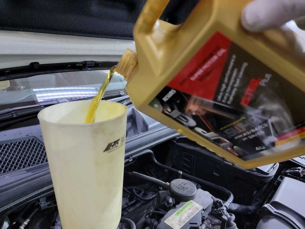 mercedes-benz a250 w176 換油 偈油 white 白色 浚車汽車 juns car and audio super nano ester plus 5w40