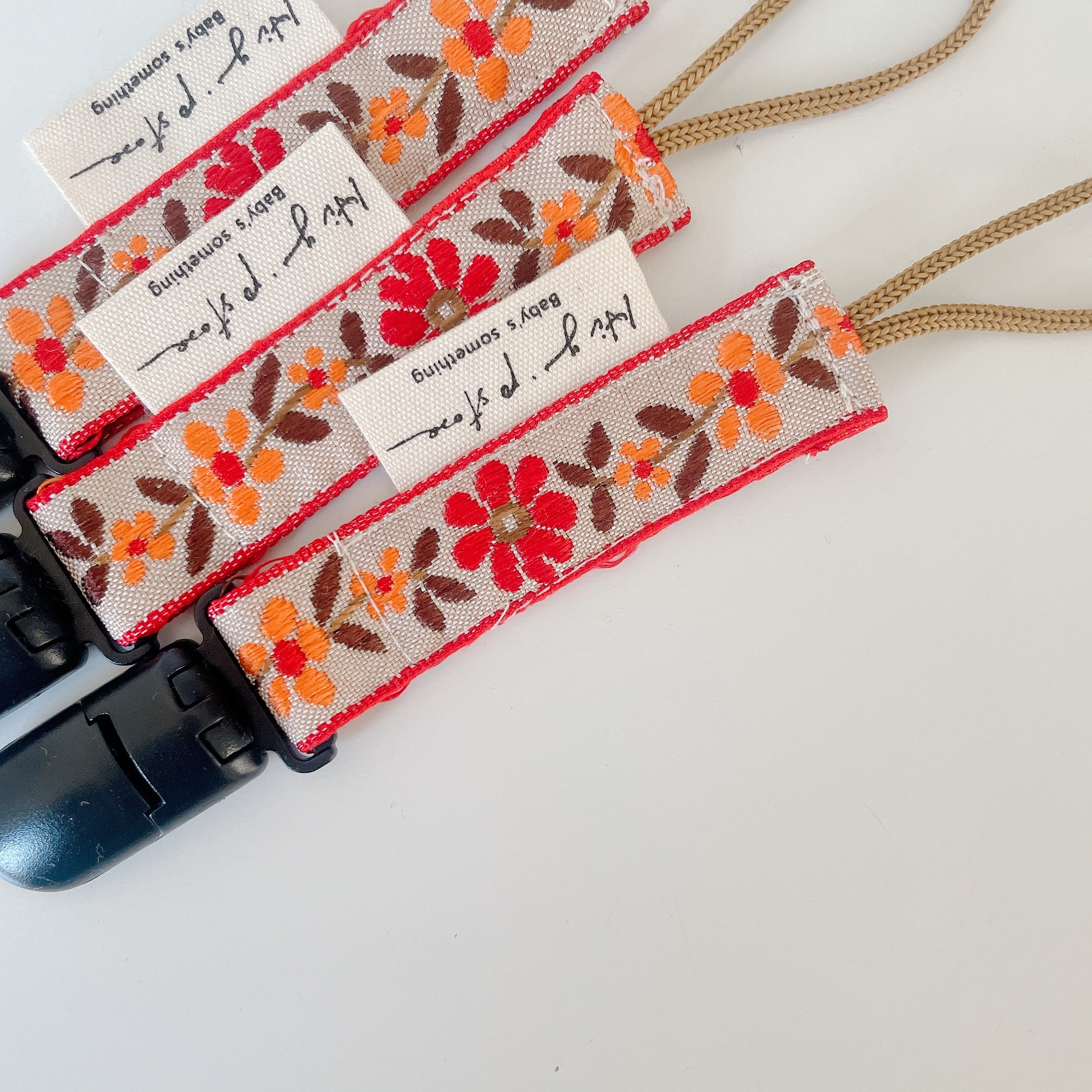 Hi Y.P store-緞帶款-波西米亞紅色花朵短版