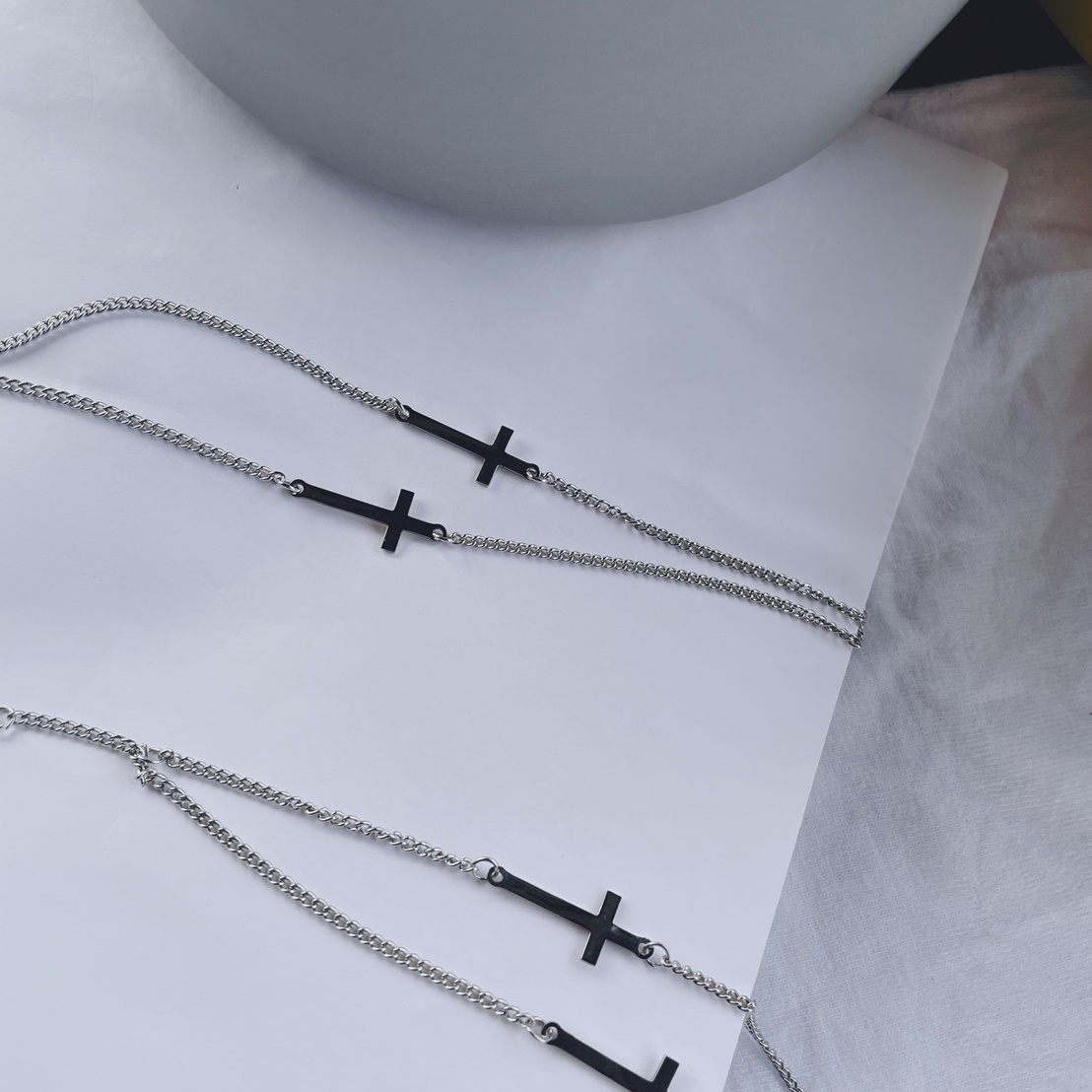 #現貨 (ACCB504) 鋼手鍊 雙層十字架