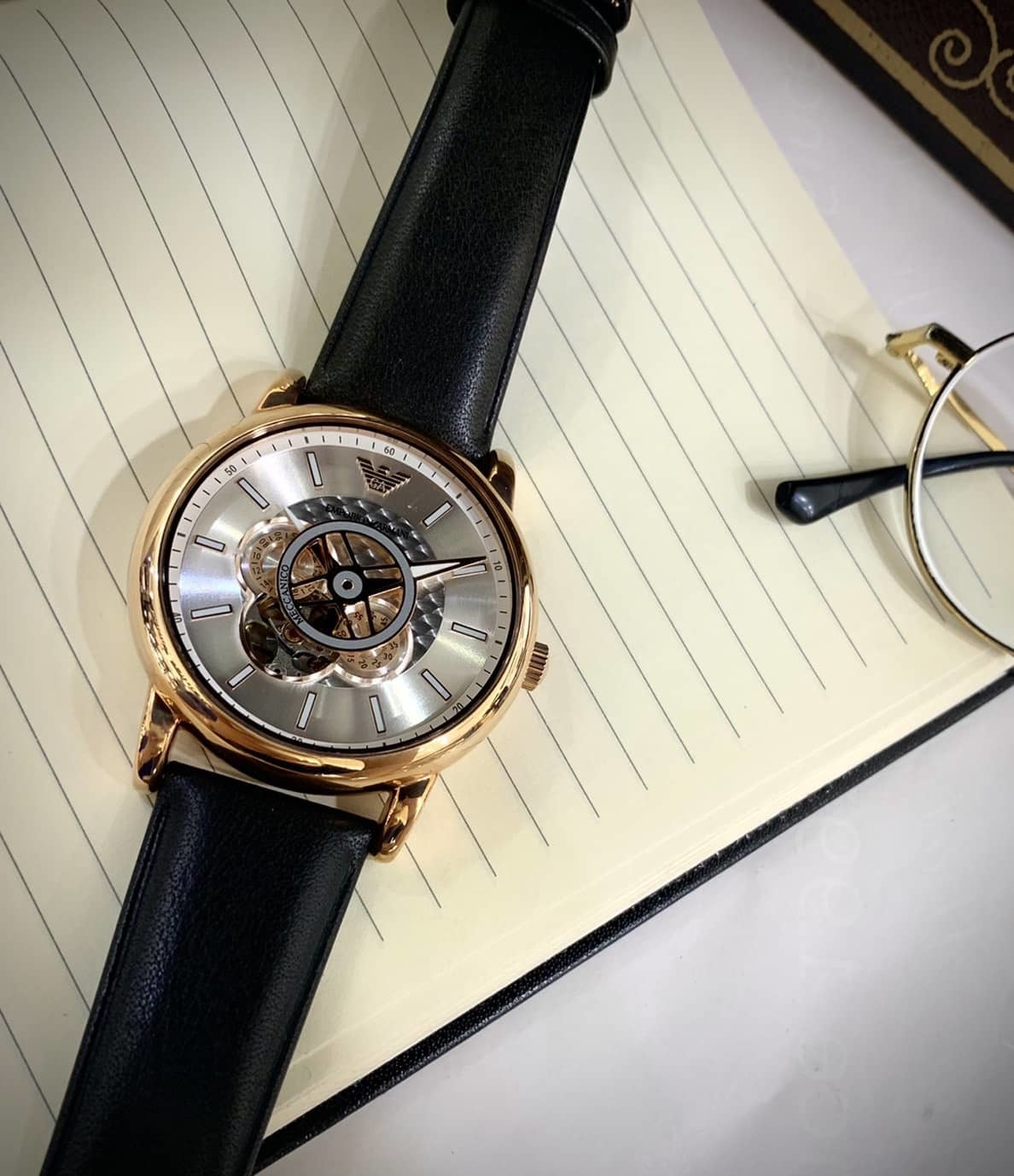 【EMPORIO ARMANI】玫瑰金鏤空機械  AR60013 43mm 現代鐘錶