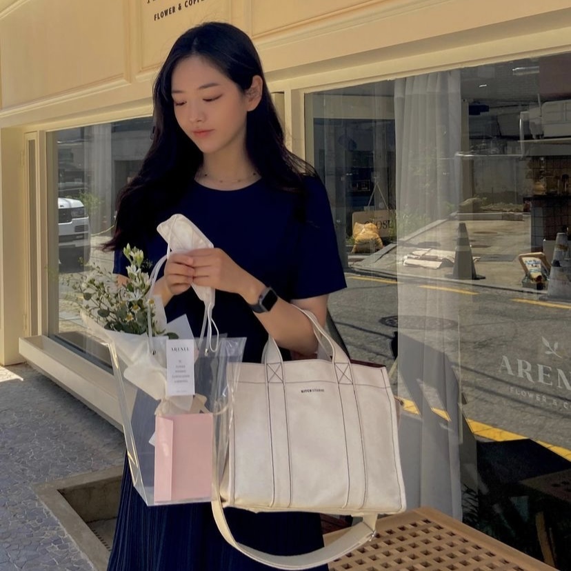 <韓國代購> KITCH STUDIO TITCH TOTE BAG