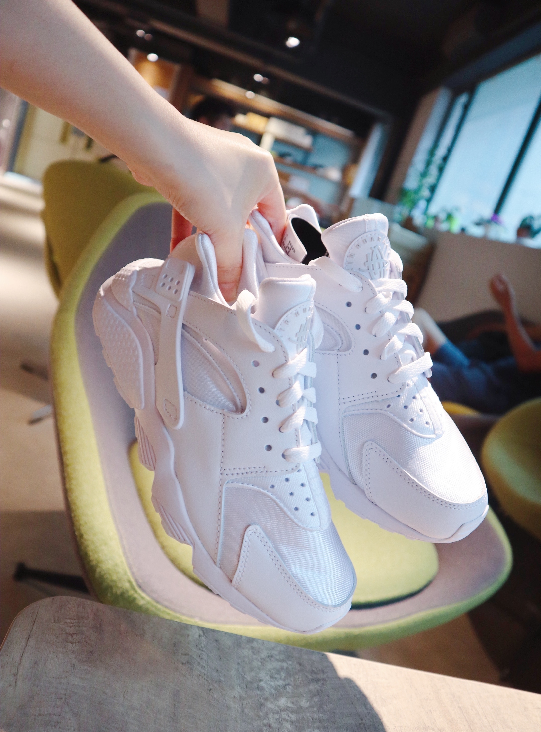 Nike huarache outlet white tumblr