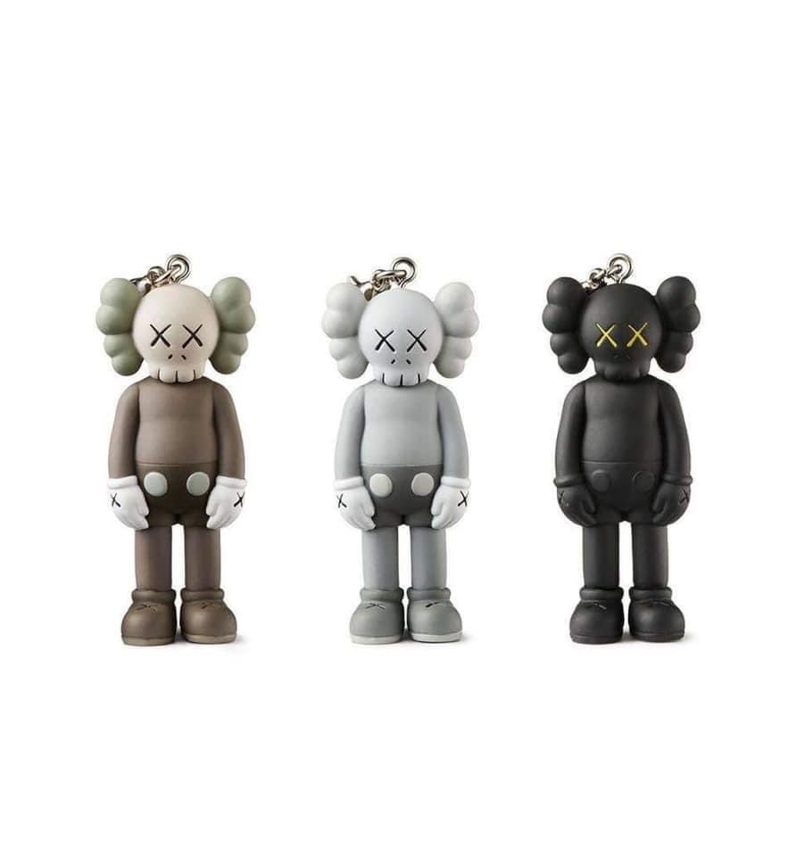 KAWS TOKYO FIRST COMPANION KEYCHAIN (2021) 鑰匙圈 棕色/灰色/黑色