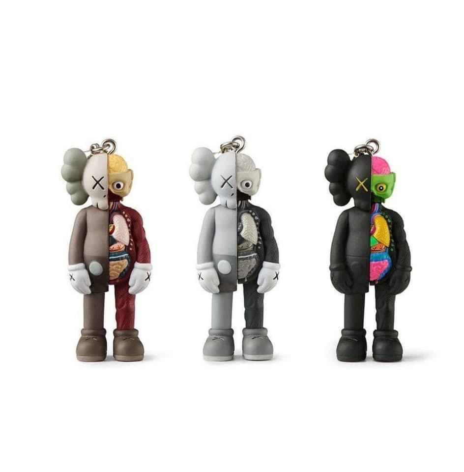 -(預購)-KAWS TOKYO FIRST FLAYED COMPANION KEYCHAIN 半