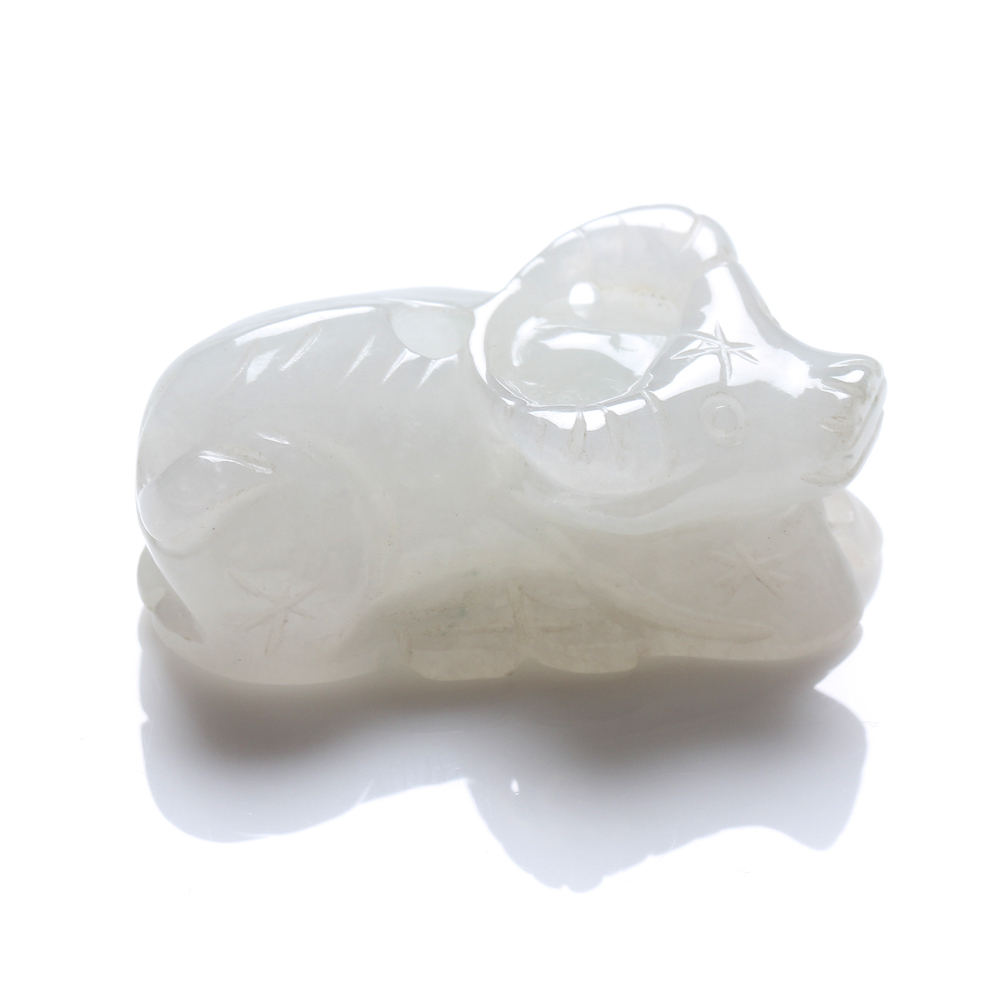 【雅紅珠寶】天然白翡冰種翡翠玉項鍊-十二生肖-牛-牛運當頭-A0025