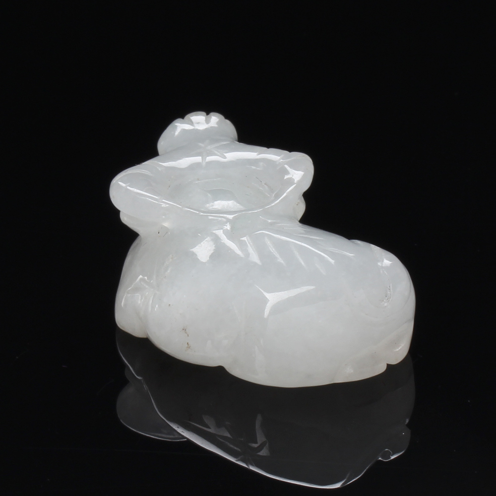 【雅紅珠寶】天然白翡冰種翡翠玉項鍊-十二生肖-牛-牛運當頭-A0025