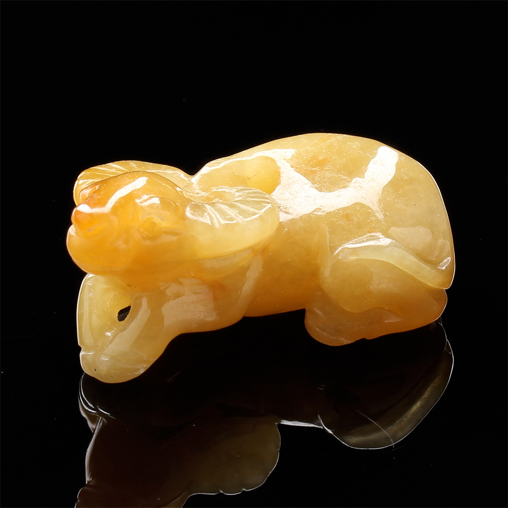 【雅紅珠寶】天然黃翡翠項鍊-十二生肖-牛-金牛獻財-A0042