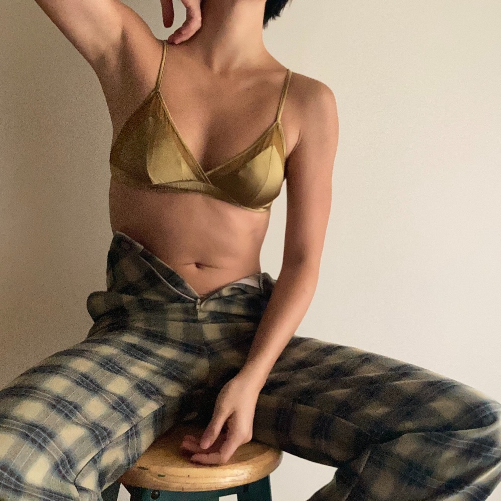 [SALE]網紗霧感緞面法式三角杯蠶絲內衣/抗菌/透氣/親膚/恆溫-古銅 PizzaCutFive PCF212627008