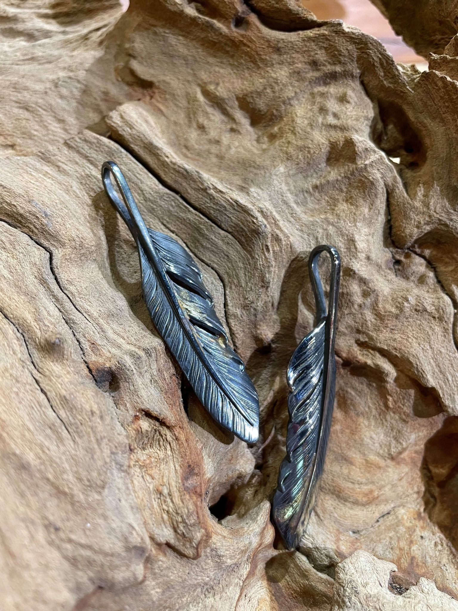 *Black Venom Jewelry- Freedom & Prayer L(7cm) 18K鎏金硫化羽毛