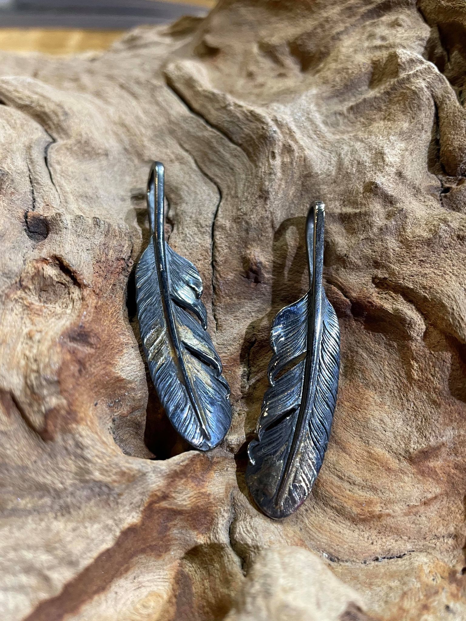 *Black Venom Jewelry- Freedom & Prayer S(5cm) 18K鎏金硫化羽毛