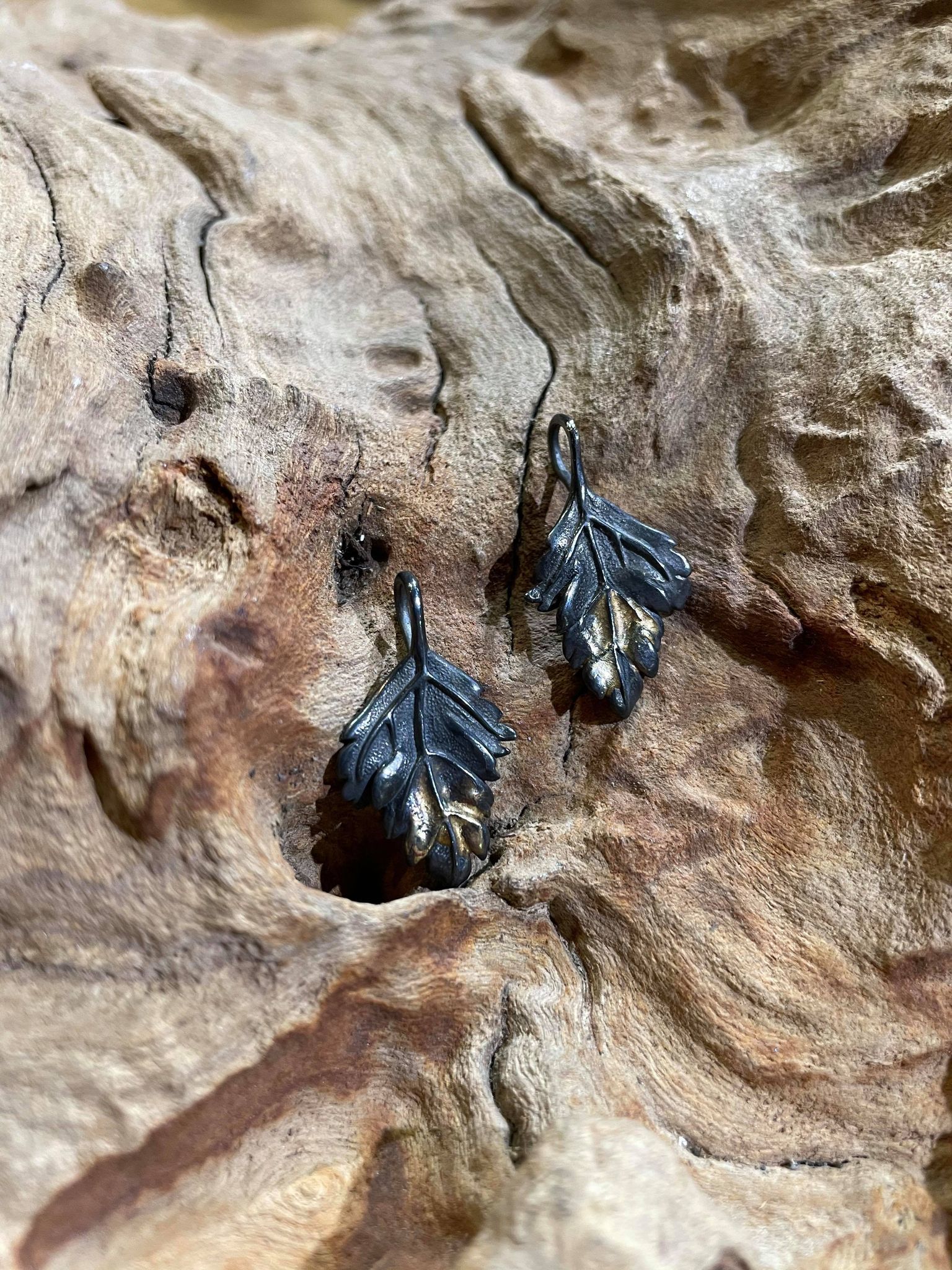 *Black Venom Jewelry- Freedom & Prayer  18K鎏金硫化罌粟葉