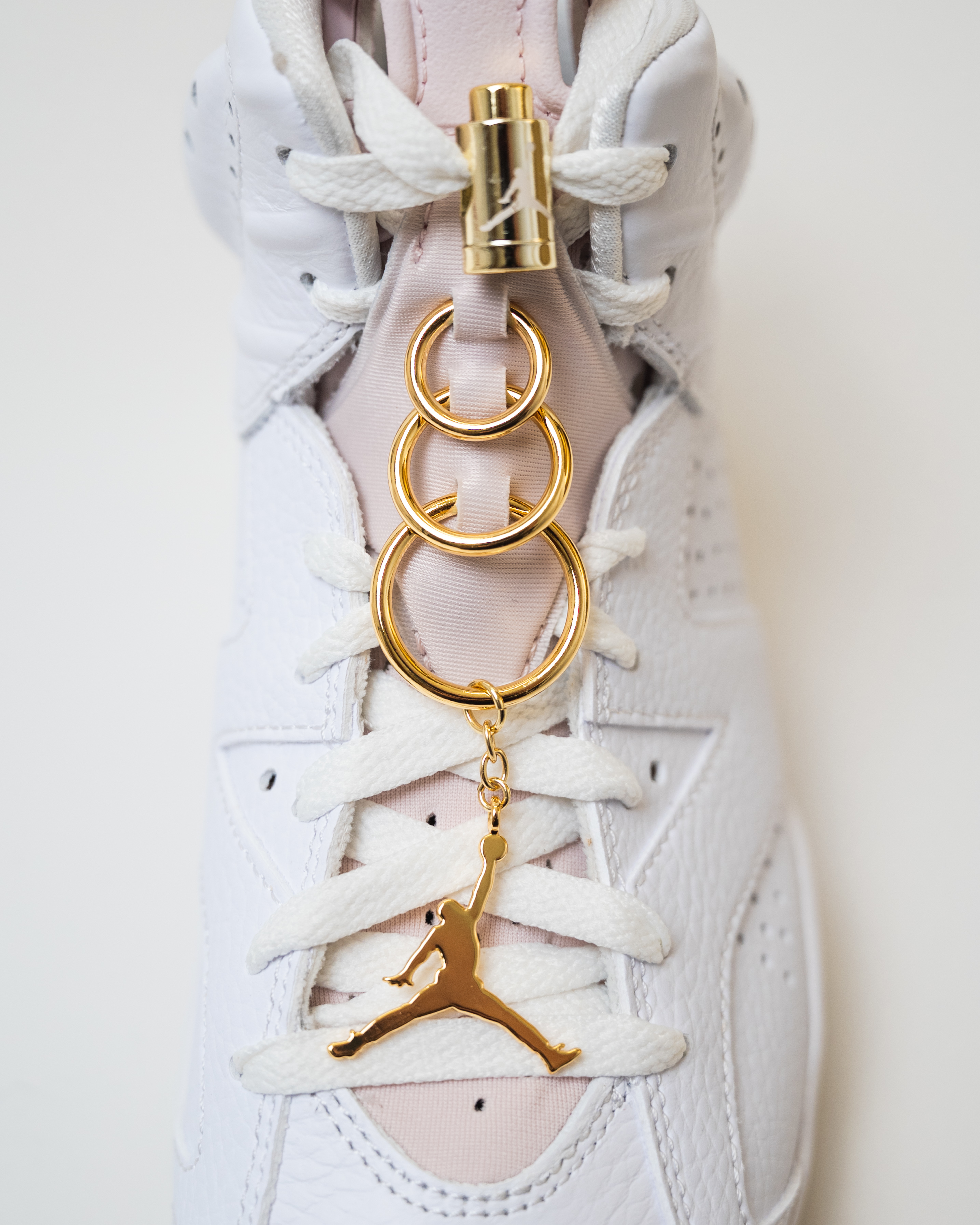 [現貨] Air Jordan Retro 6 OG Women "Gold Hoops" DH9696-100