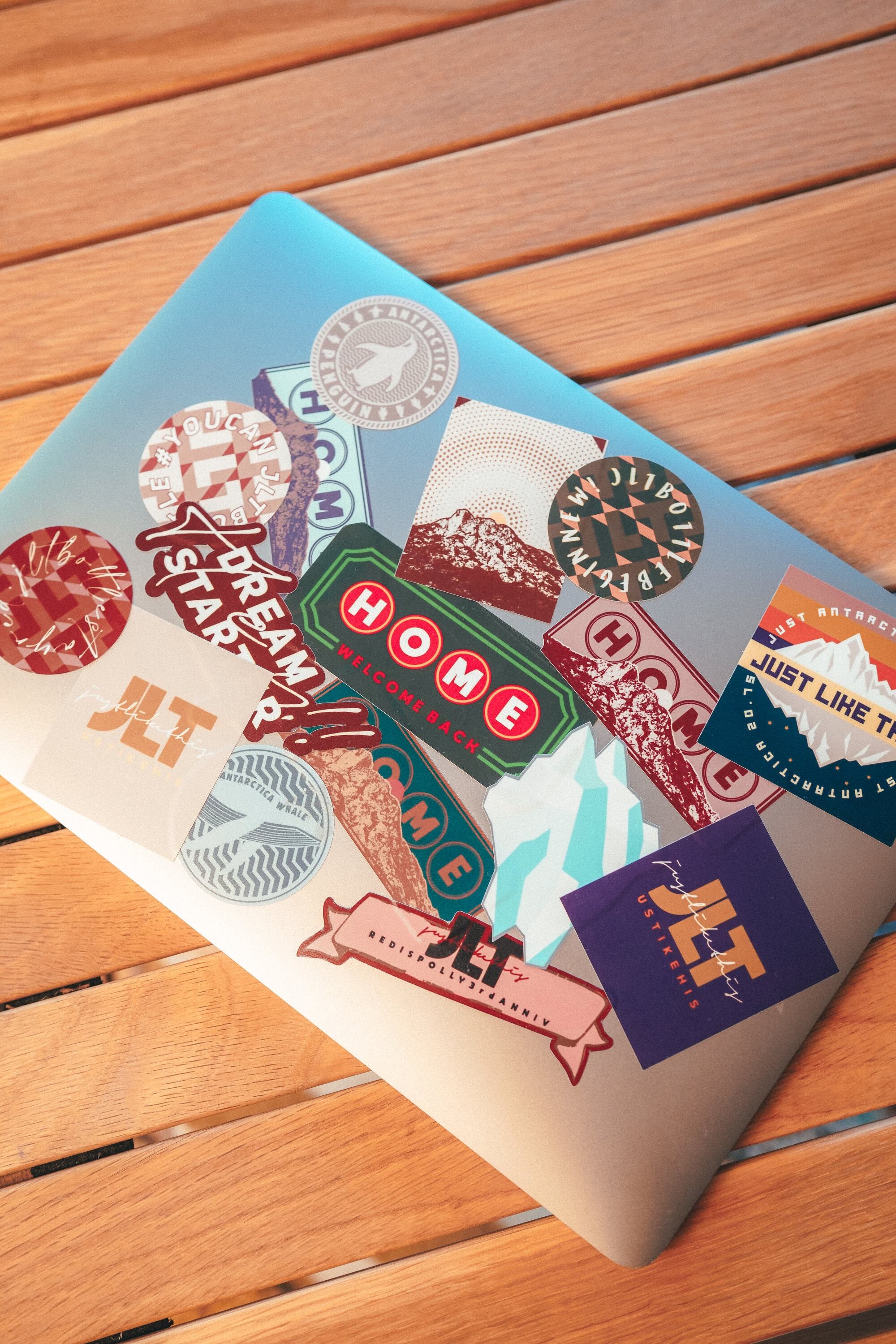 【Just Like Us】JLT一週年 手提電腦貼紙套裝