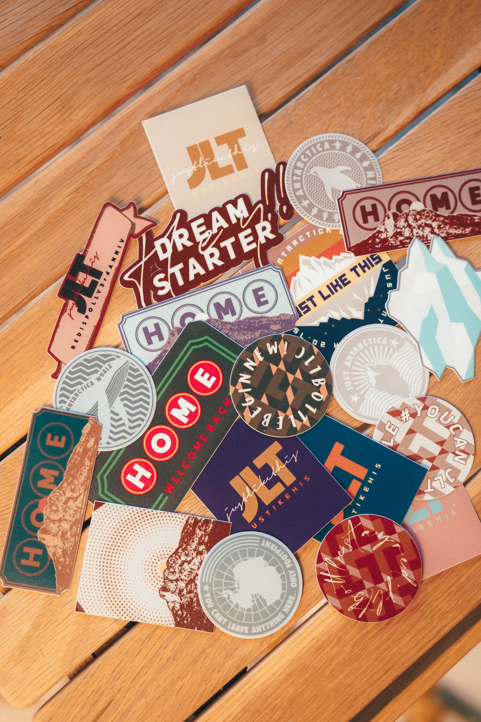 【Just Like Us】JLT一週年 手提電腦貼紙套裝