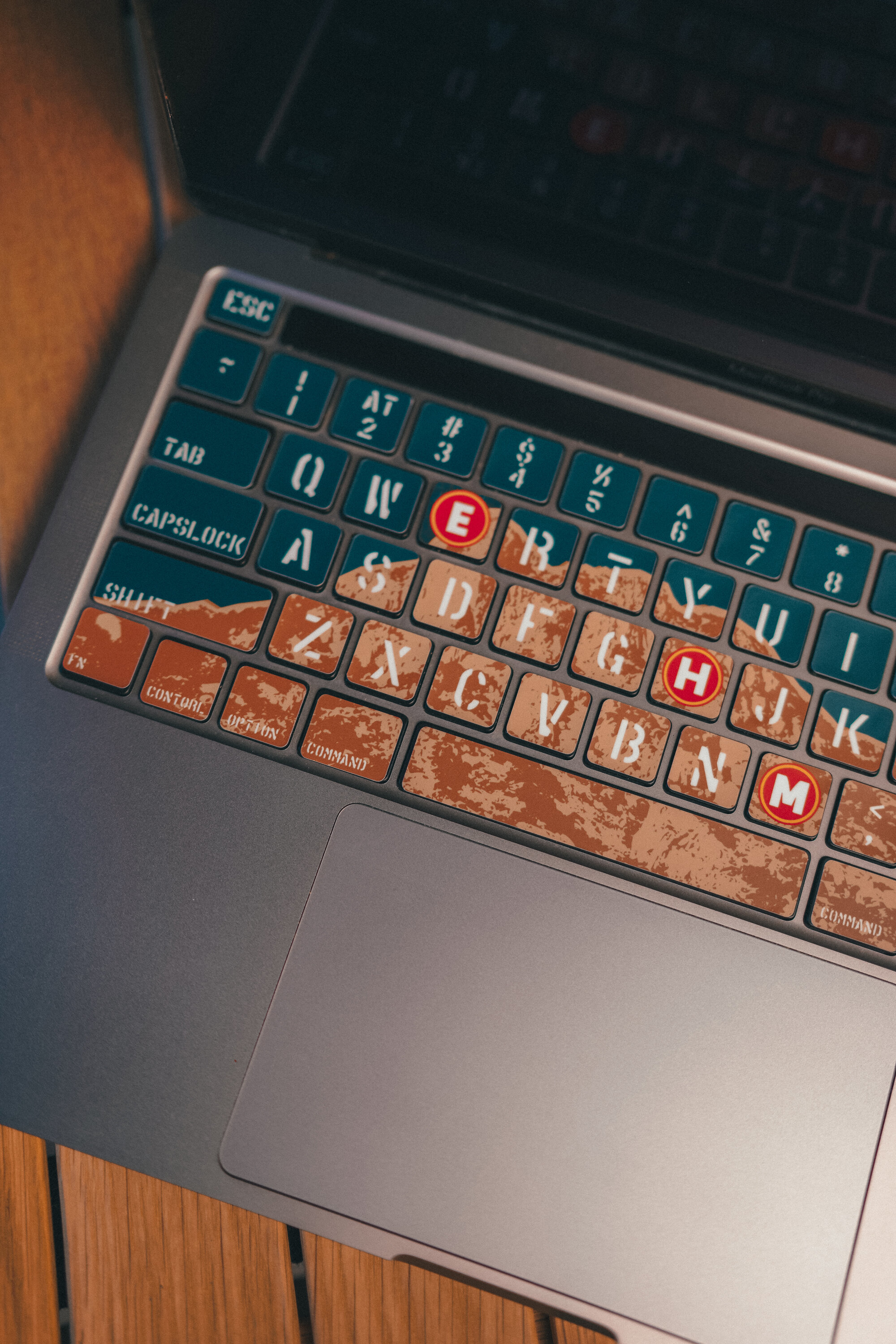 【Just Like Us】Home系列獅子山 手提電腦鍵盤貼紙