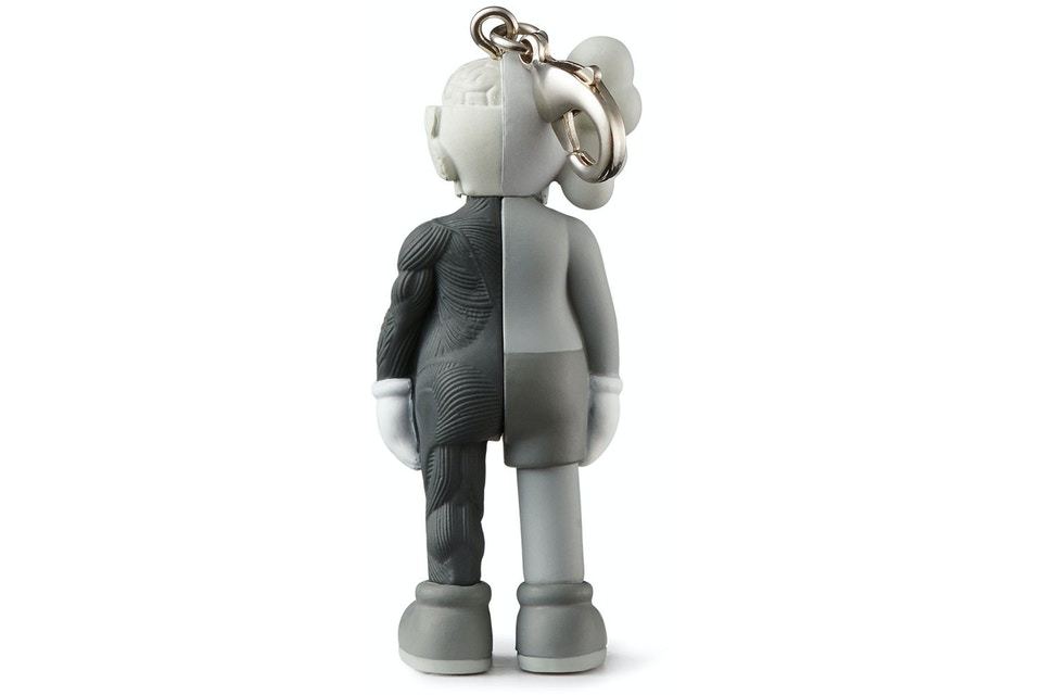 現貨）KAWS TOKYO FIRST FLAYED COMPANION KEYCHAIN 半解剖米其林