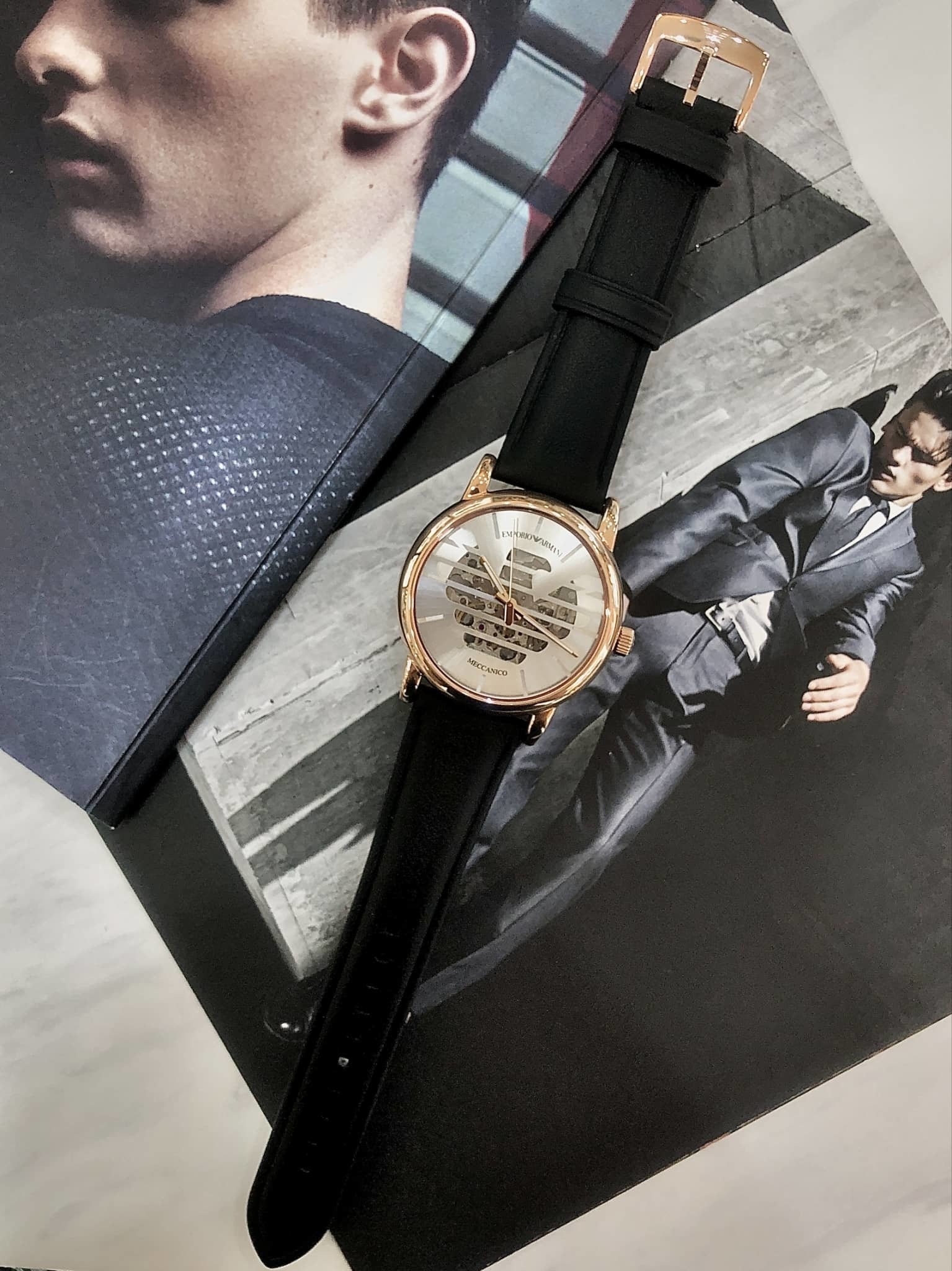 【EMPORIO ARMANI】老鷹展翅鏤空時尚機械錶-玫瑰金 AR60031 42mm 現代鐘錶