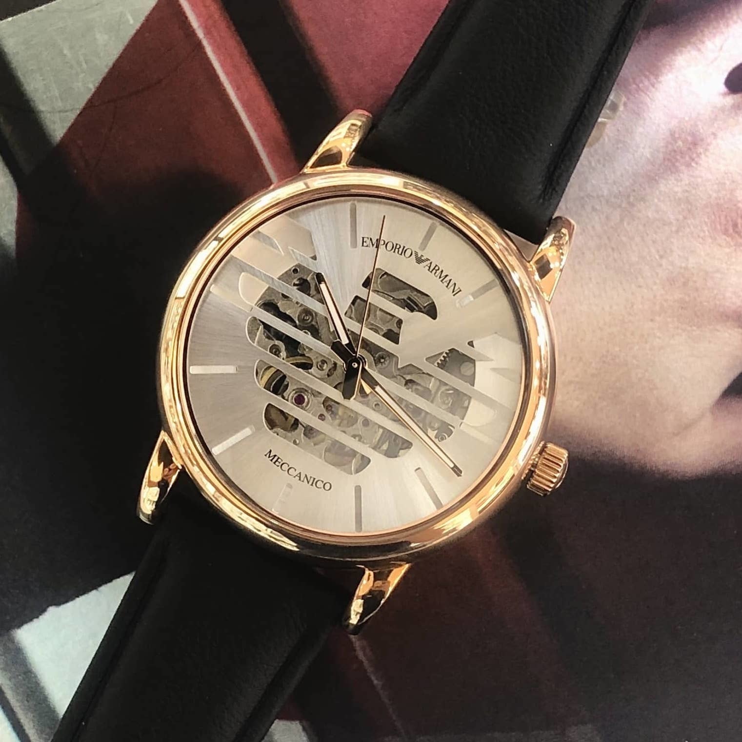 【EMPORIO ARMANI】老鷹展翅鏤空時尚機械錶-玫瑰金 AR60031 42mm 現代鐘錶