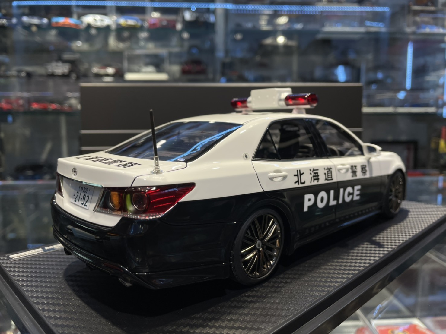 イグニッションモデル 1/18 トヨタ クラウン(GSR214) 北海道警察