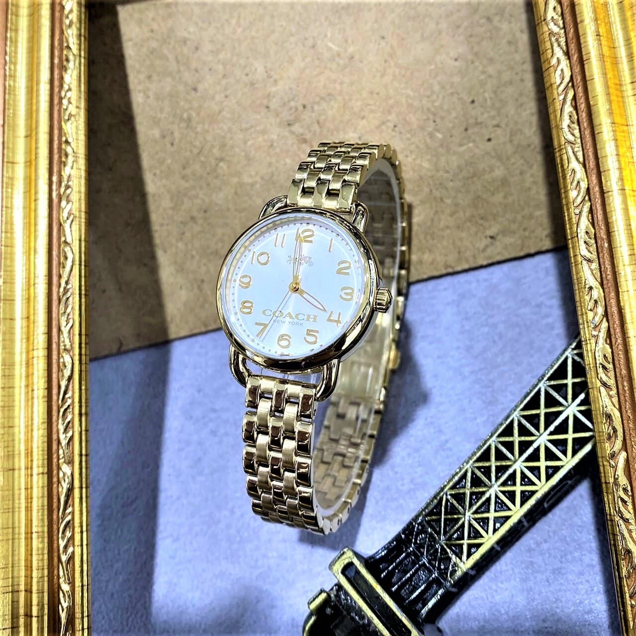 【Coach】簡約時尚馬車LOGO腕錶 CO14502241 28mm 現代鐘錶