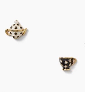 alice in wonderland teacup stud earrings