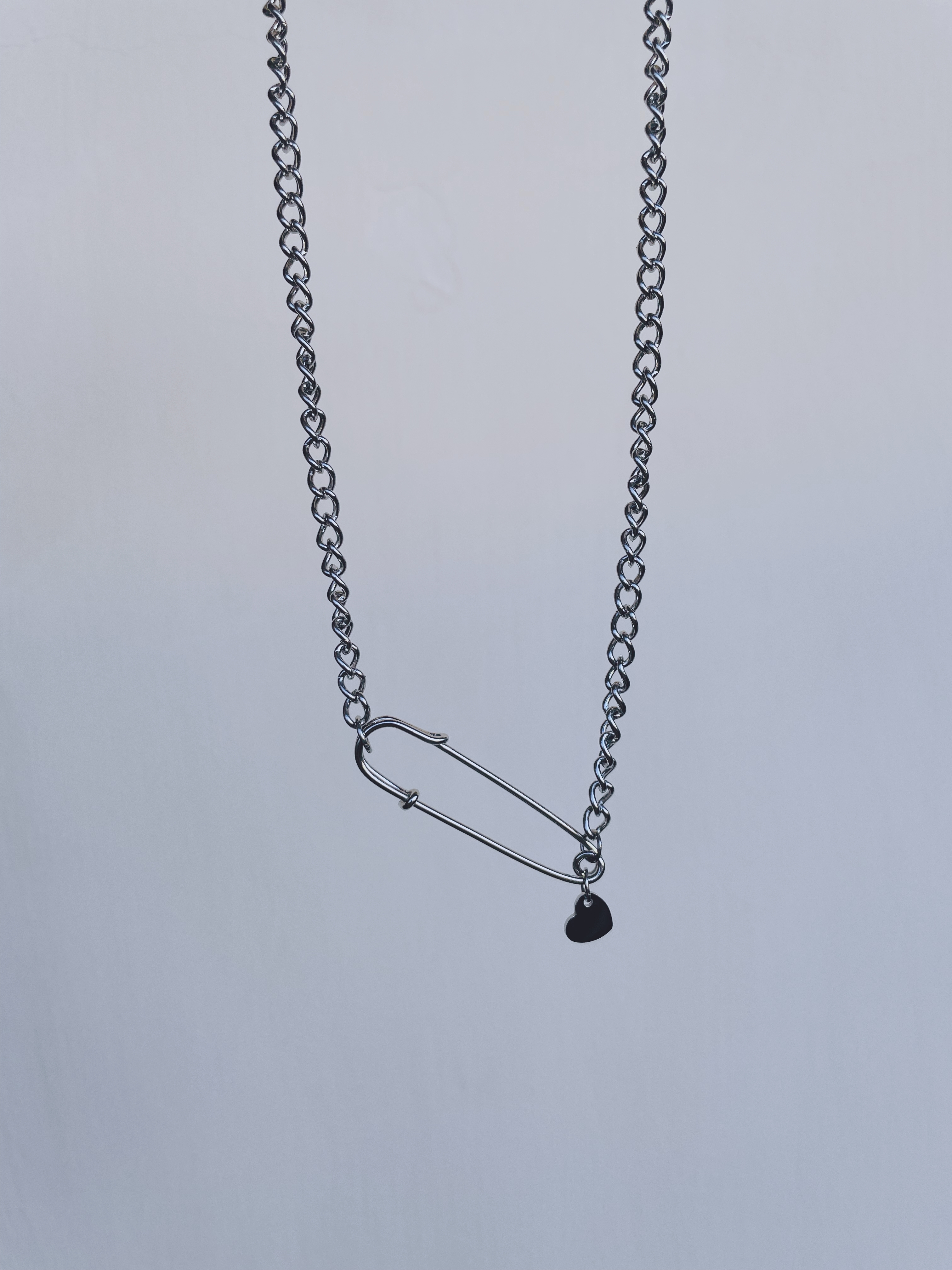 #現貨 (ACCN560) 鋼項鍊 別針愛心鍊條