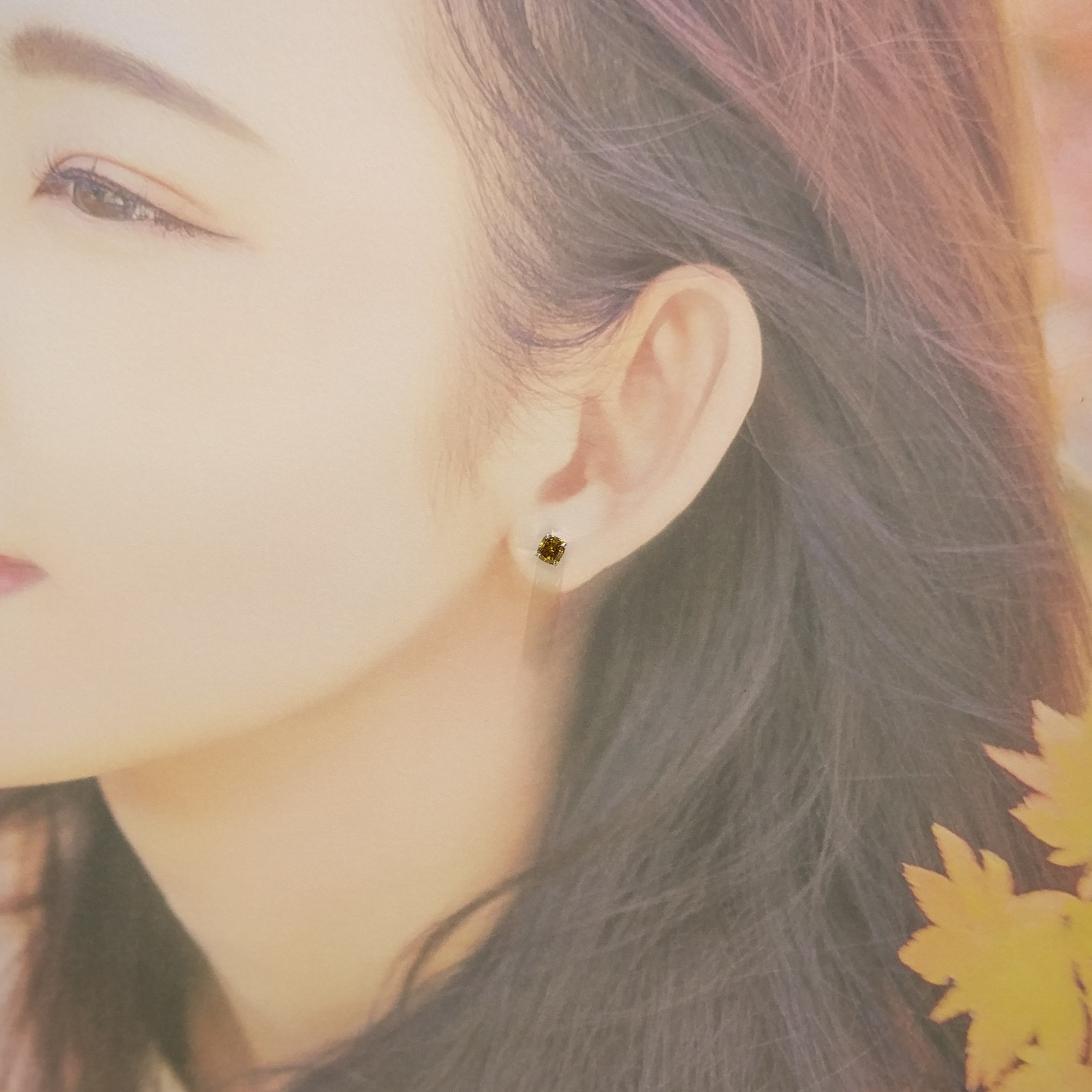 全新18K白金【主石1卡23份綠鑽】耳環