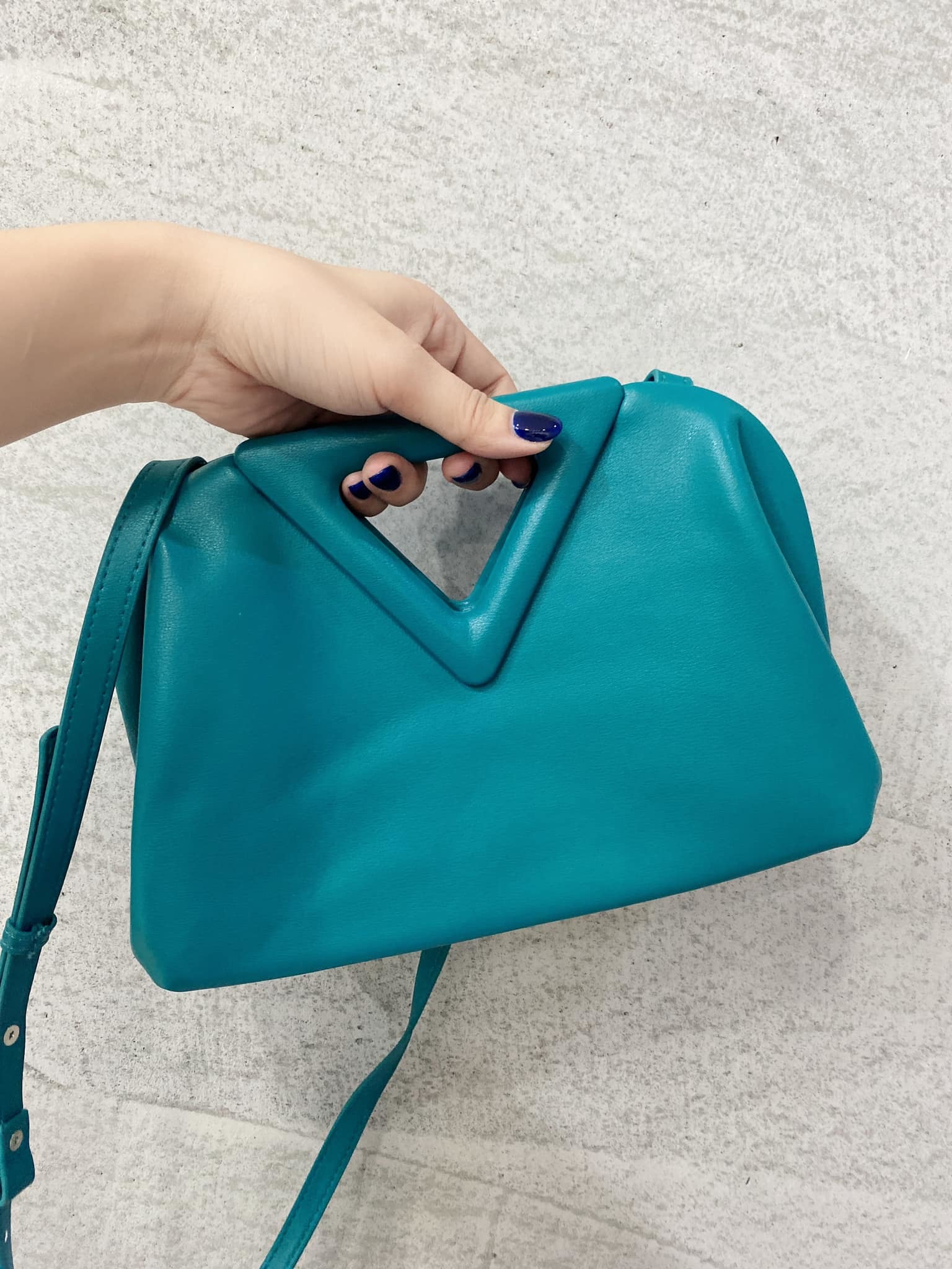 牛皮三角雲朵包(26/31)(多色)