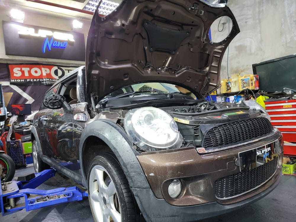 Mini cooper brown 浚車汽車音響精品電池 Super Nano 引擎修復劑 火炭 換油 偈油 Oil service motor oil
