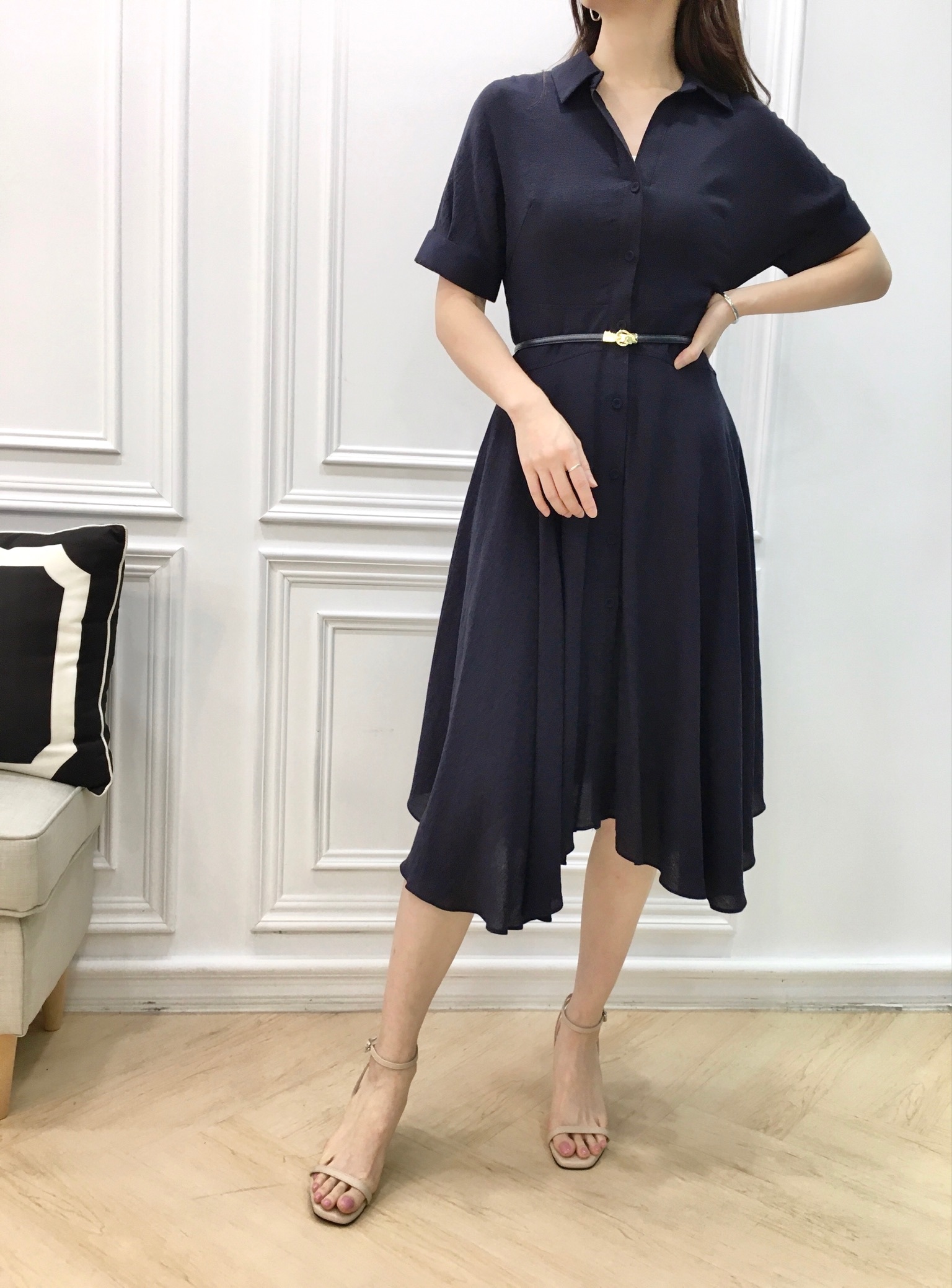 深藍短袖不規則裙擺洋