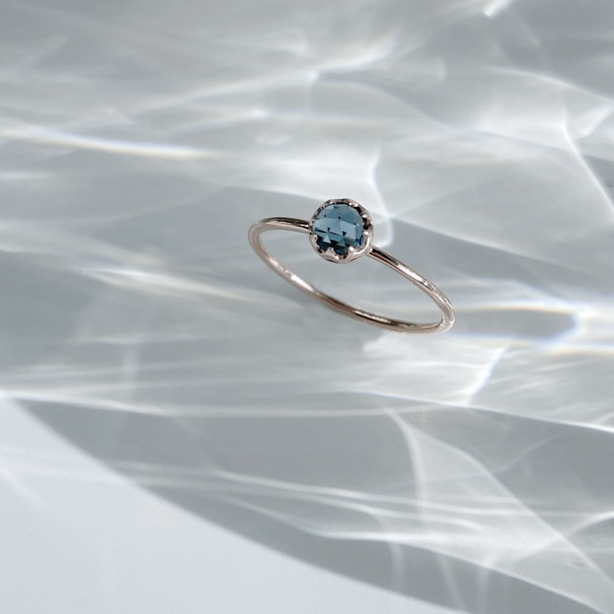 Castle Rosecut倫敦托帕石細戒