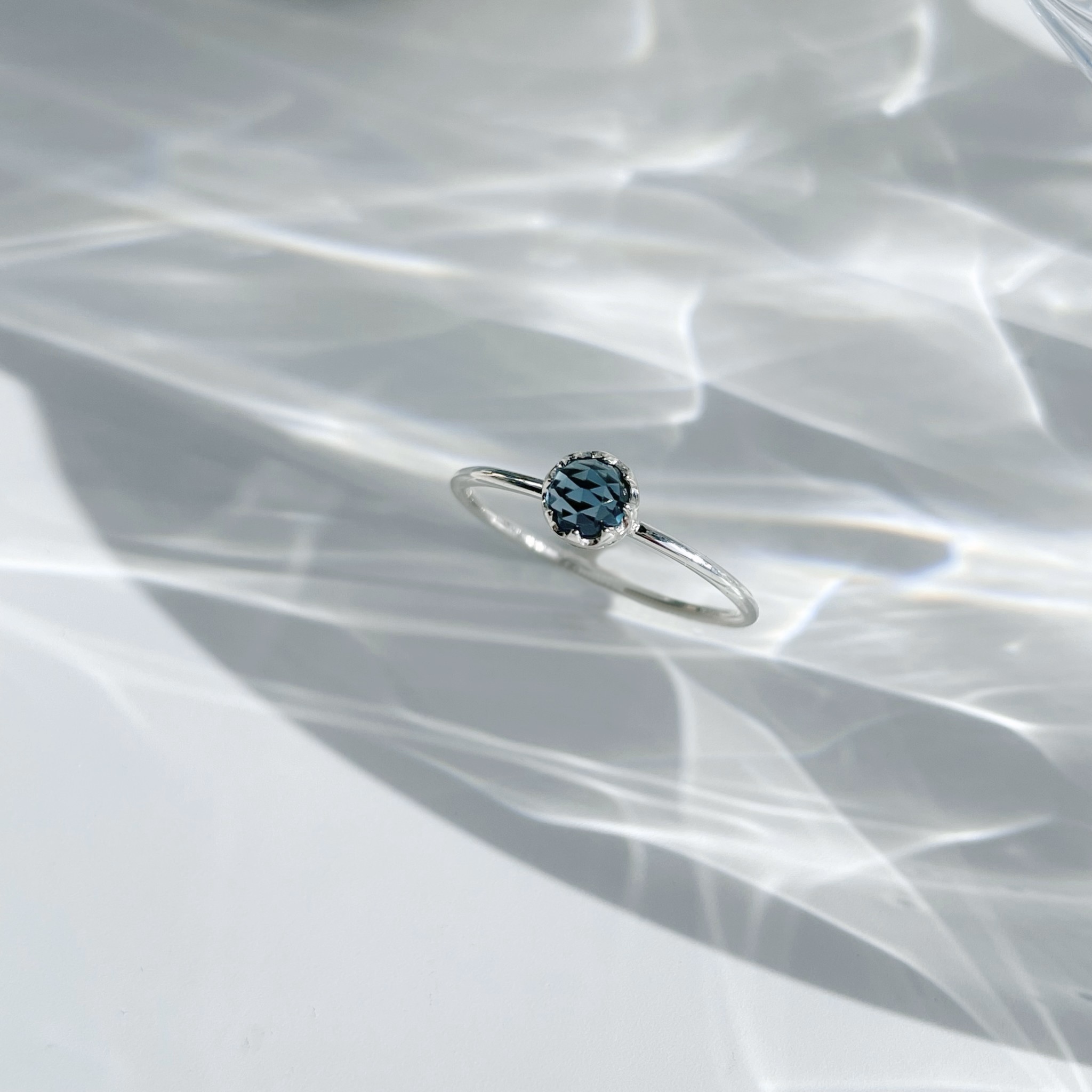 Castle Rosecut倫敦托帕石細戒