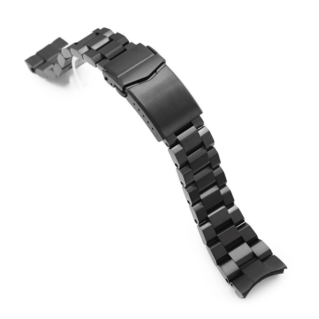 萬年鐘錶 - 太空人錶帶 - SEIKO Samurai 武士系列專用錶帶  全黑三板實心不鏽鋼錶帶 凱撒三板式鋼錶帶 DLC碳黑鋼錶帶V形潛水扣  SS221820BLC066