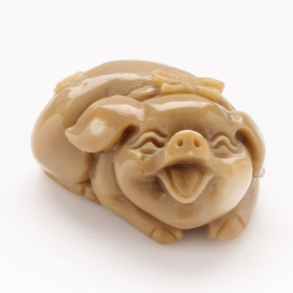 【雅紅珠寶】豬小妺天然金珊瑚招財豬擺件-14g-O0008