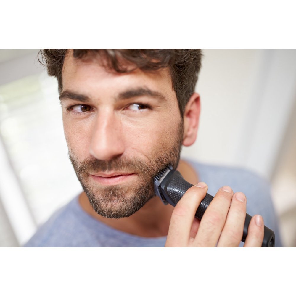 Philips Norelco Multigroom All-In-One Series 3000