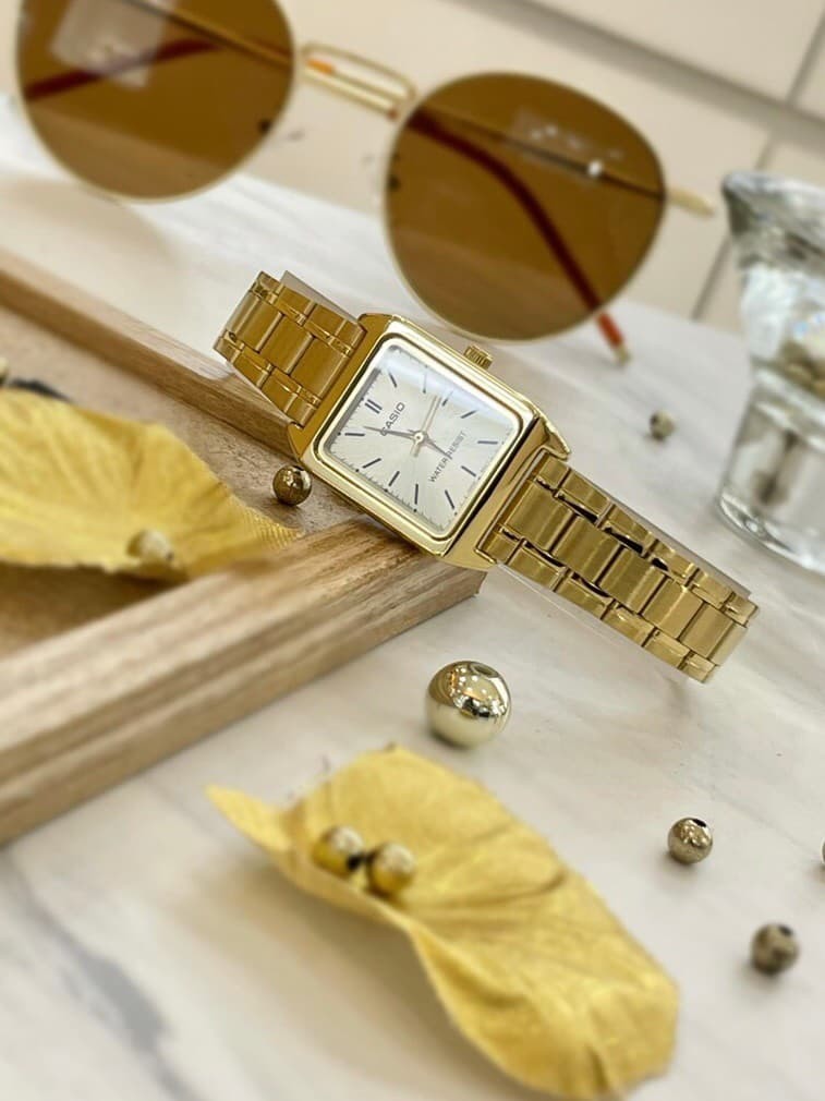 【CASIO卡西歐】經典時尚方形不鏽鋼腕錶 羅馬金 LTP-V007G-9E  31× 22 × 7.5 mm 現代鐘錶