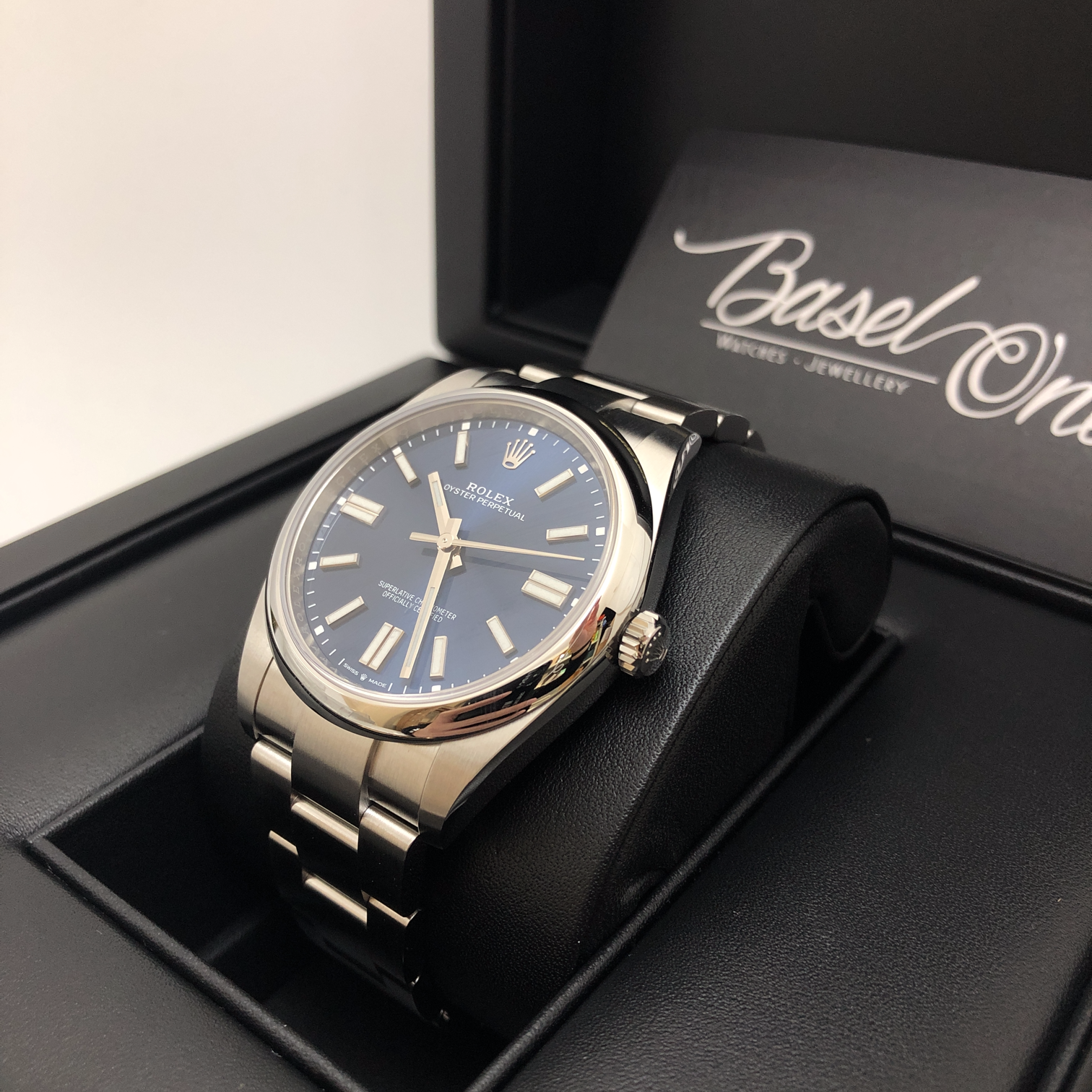 Discontinued BRAND NEW ROLEX 124300 OYSTER PERPETUAL 41 WITH A BLUE DIAL AND AN OYSTER BRACELET