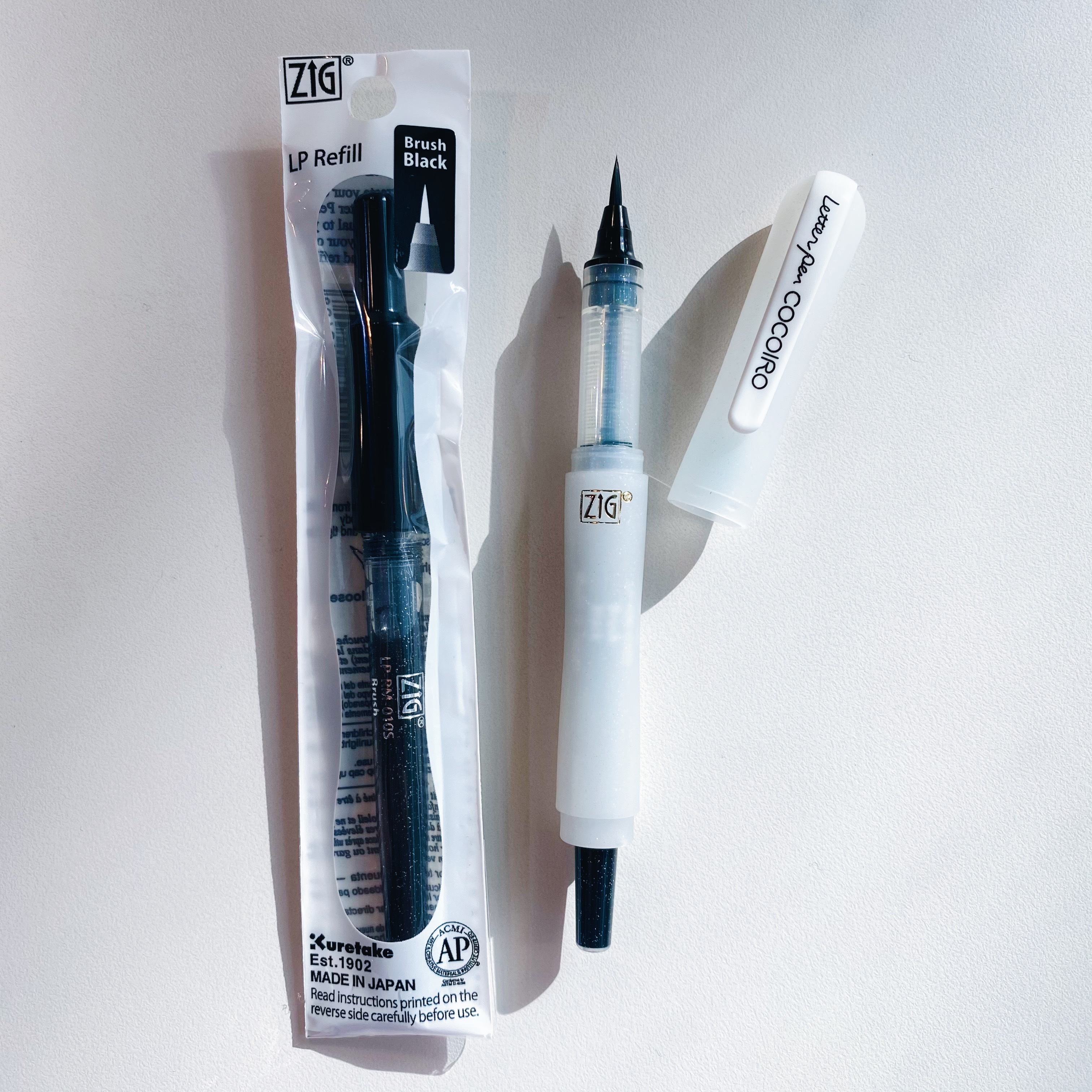 日本吳竹 ZIG COCOIRO 隨變筆筆芯 黑色毛筆