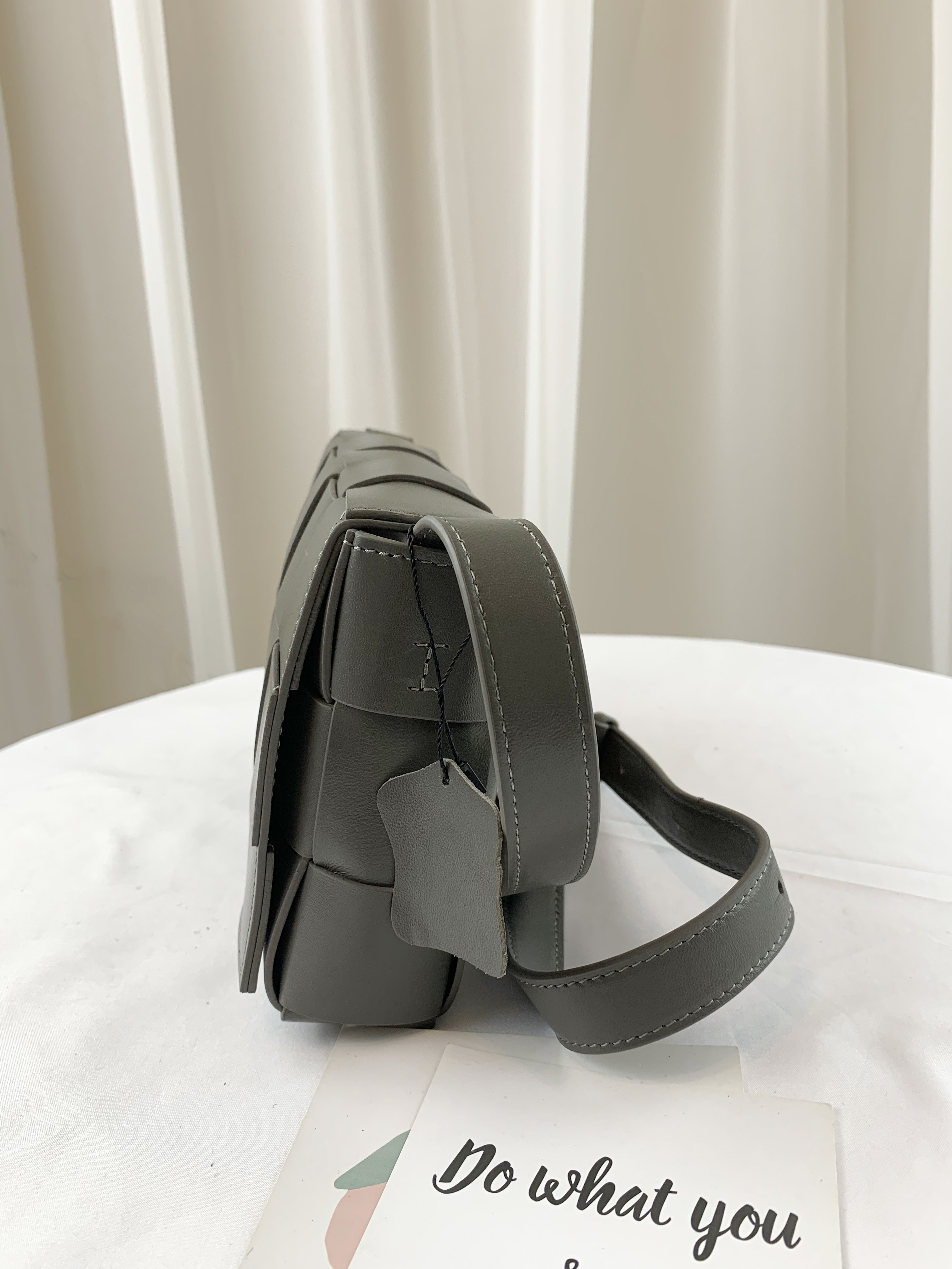 大象灰 寬編織真皮牛皮側背包 #SM-2975