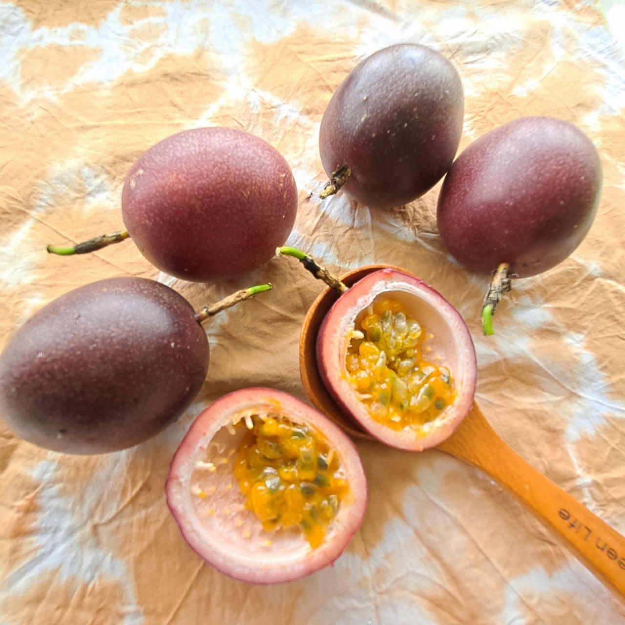 埔里現採百香果產地直送!  紫羅蘭百香果 · 滿天星百香果 · 黃金百香果｜ 要買要快!  產季限量供應~