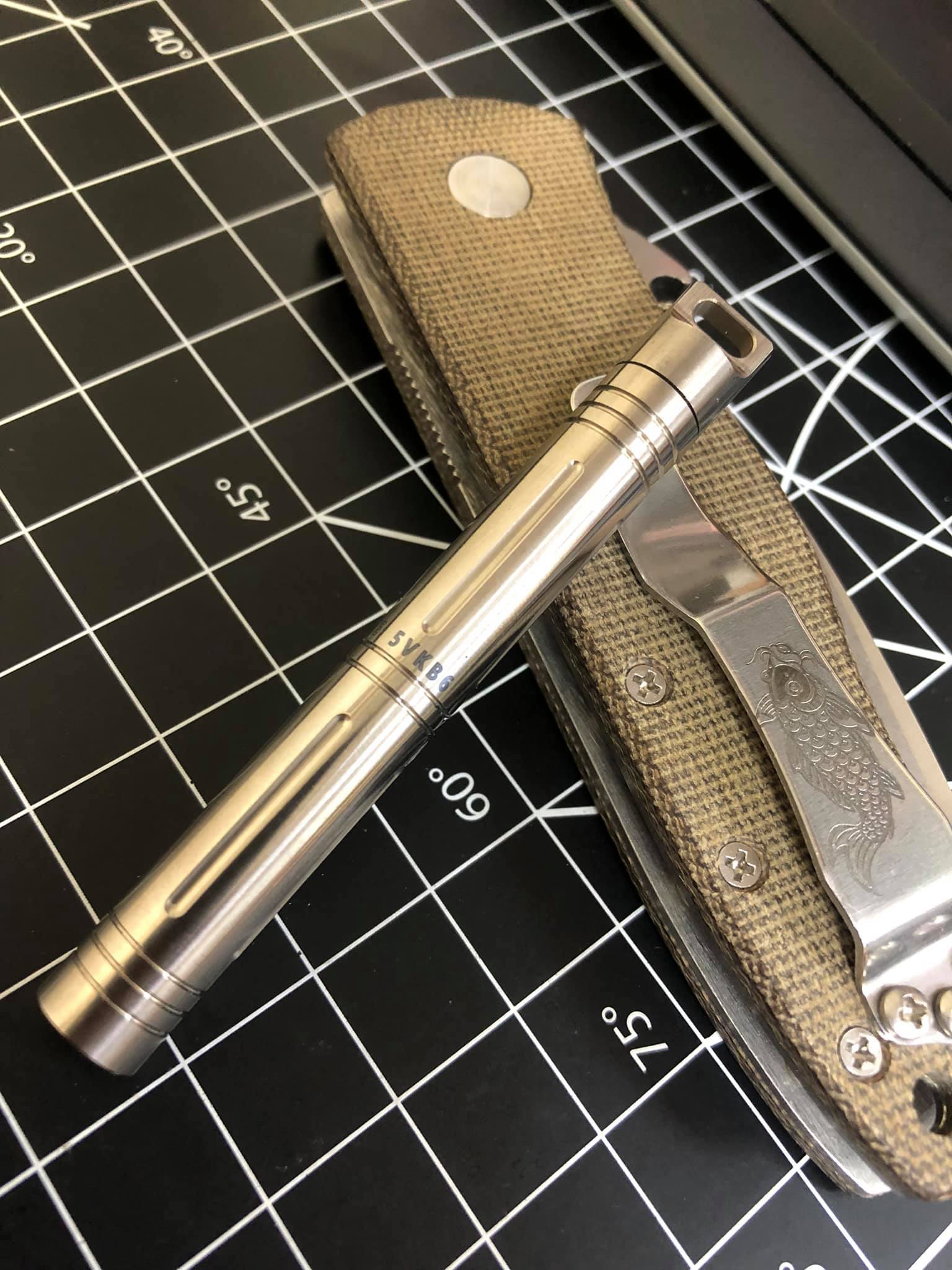 CountyComm Slim Pick 細長型鈦合金膠囊