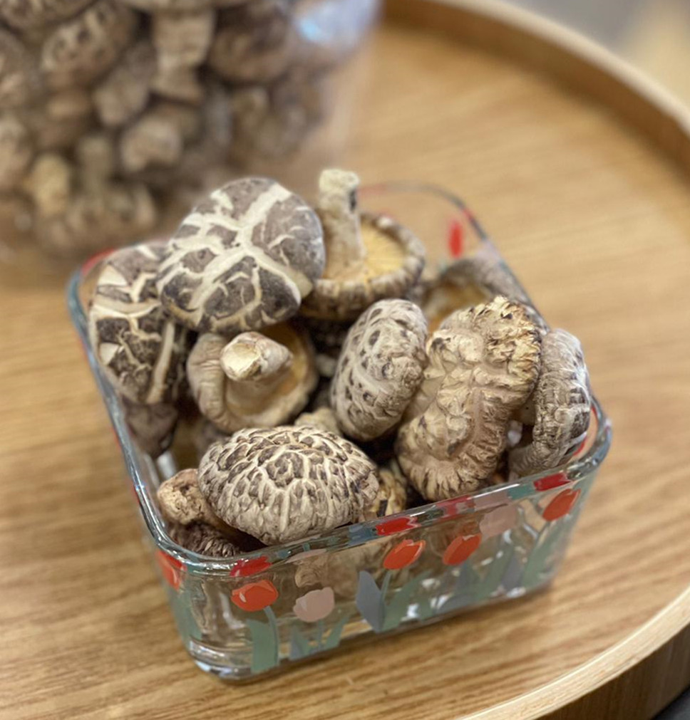 中國茶花菇（300克）