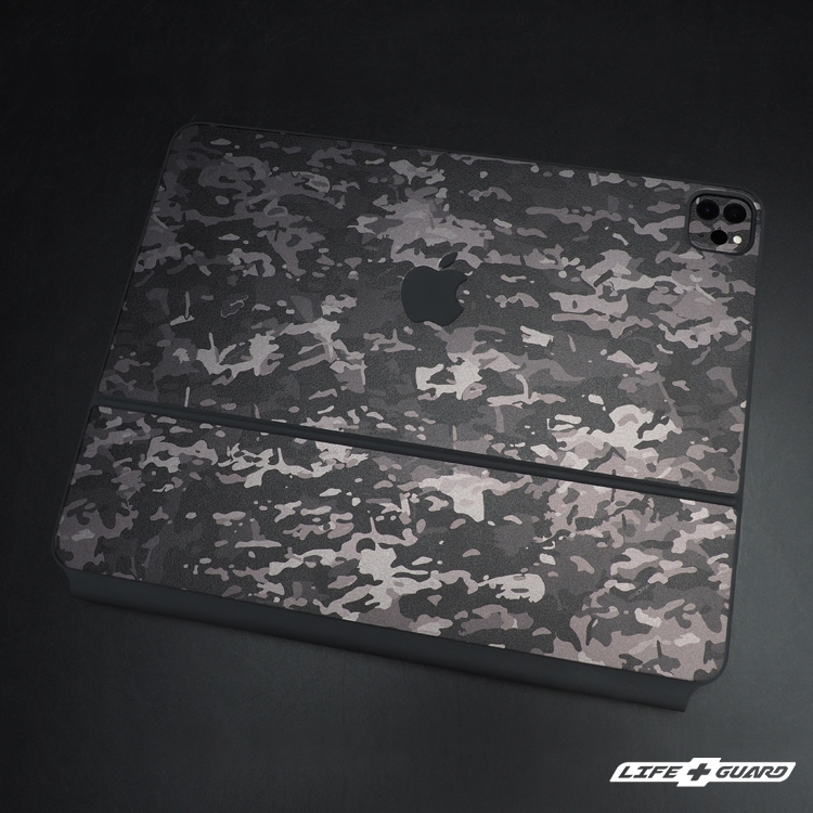 LIFE+GUARD 專用巧控鍵盤貼膜｜野戰迷彩黑質感設計