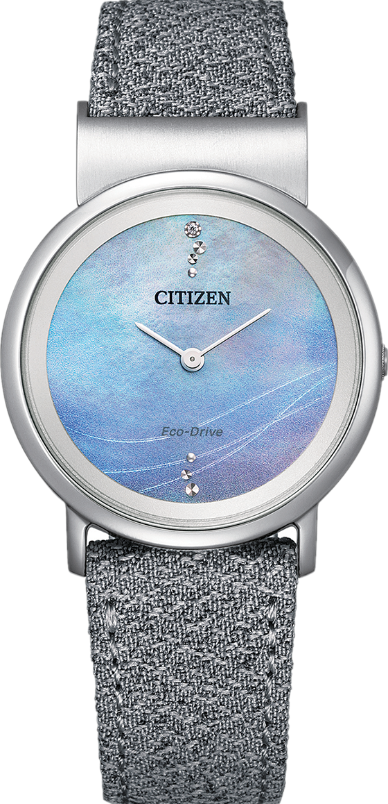 萬年鐘錶 - Citizen 星辰錶  L 系列  x CHAN LUU 聯名款款光動能女錶   EG7071-03L   錶徑31MM