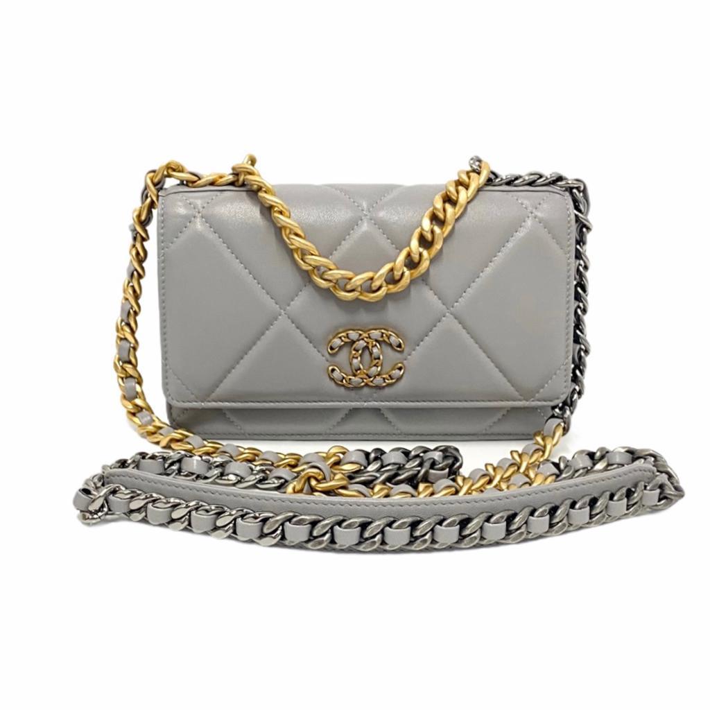 全新CHANEL 19 WOC AP0957 B04852 ND354 淺灰色 羊皮 CHANEL 19 WA
