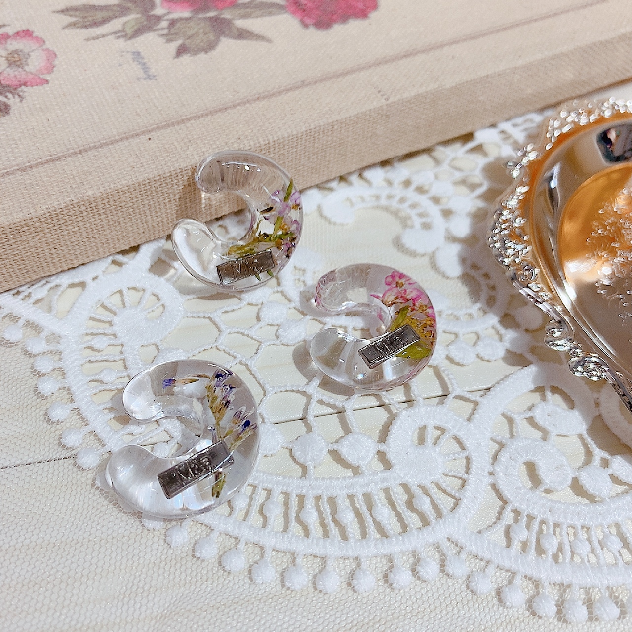 [手作家] 乾花封入閃粉耳骨夾 (單件)