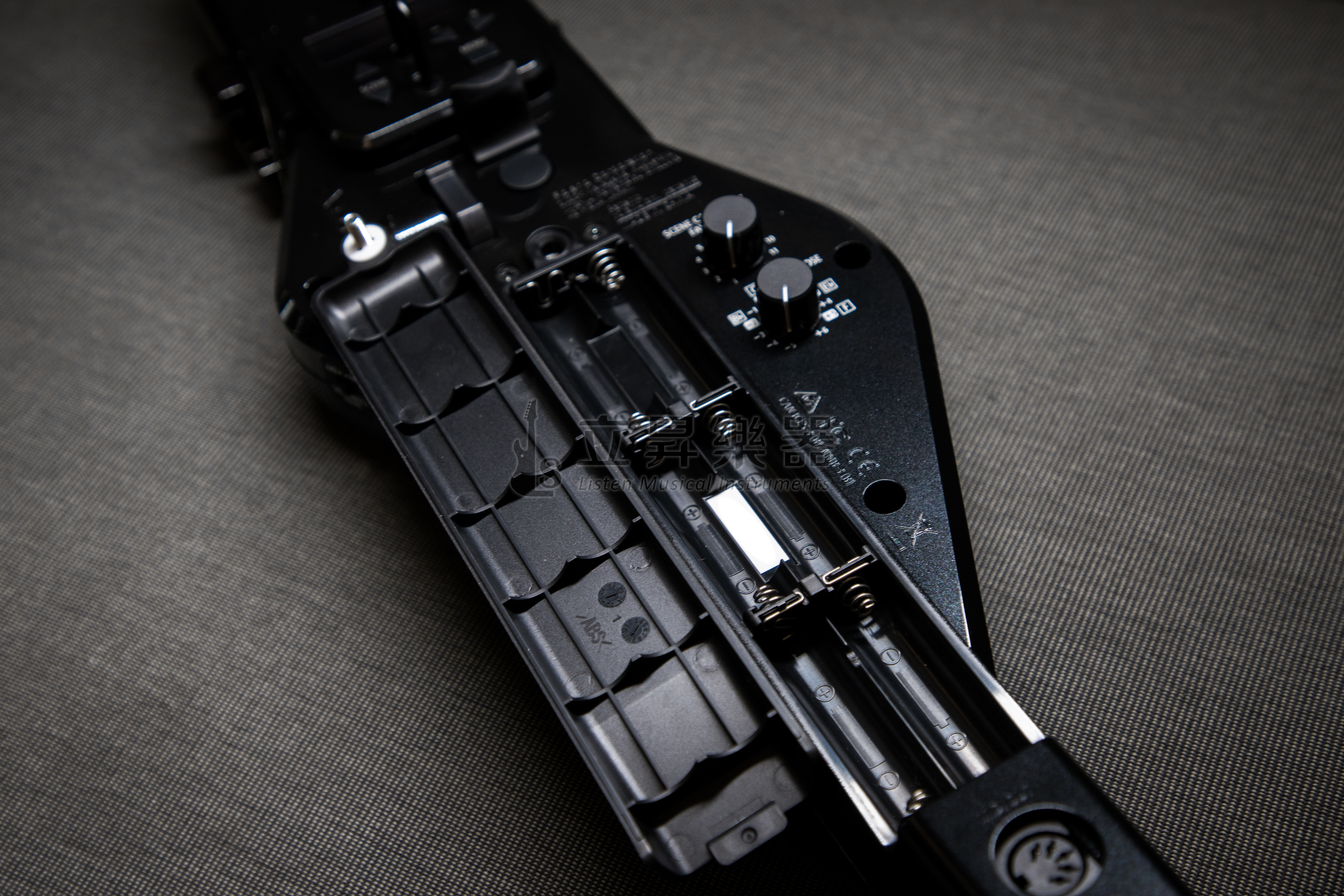 【現貨供應】Roland AE-30 數位吹管 電吹管 Aerophone Pro AE30 附原廠專用盒、多樣配件 第 5 張圖片｜三峽銅管 / 管樂